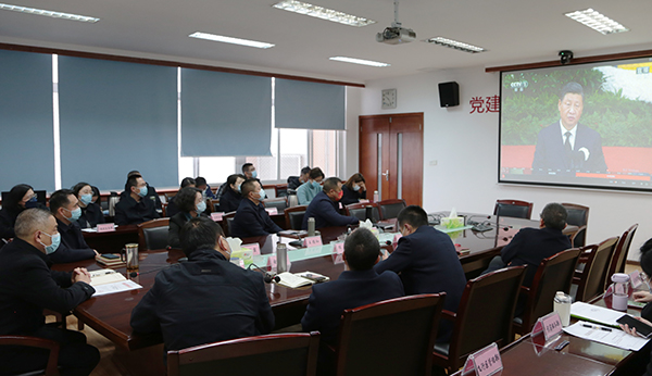 1670382236190544.jpg 綿陽機(jī)場黨委認(rèn)真收聽收看江澤民同志追悼大會.jpg